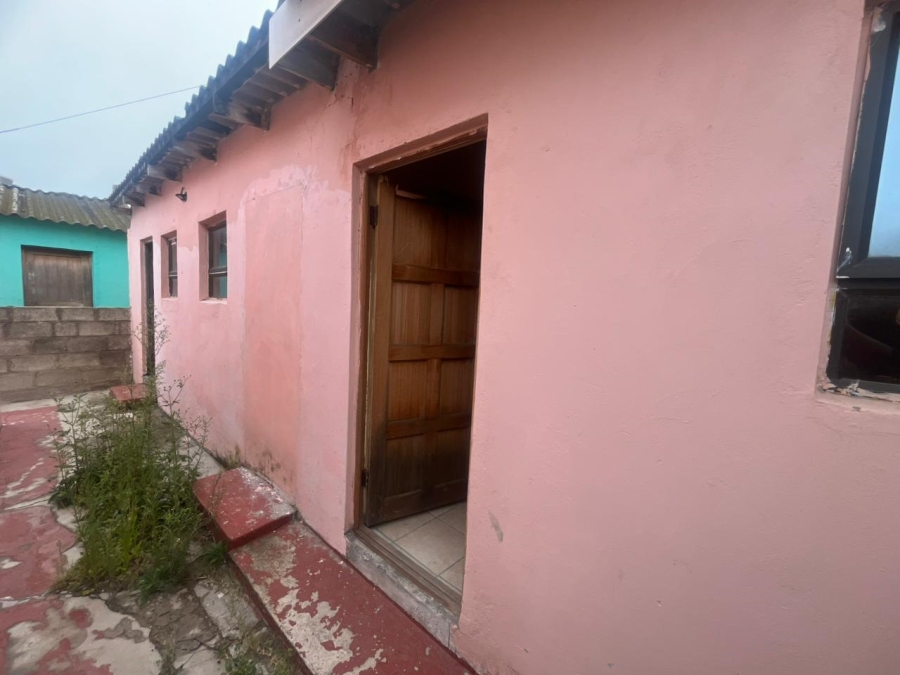 2 Bedroom Property for Sale in Motherwell Eastern Cape